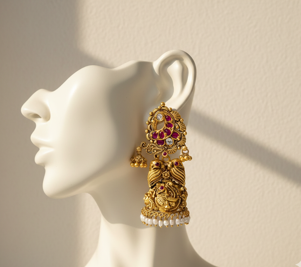 gold nakkshi kundan jhumki