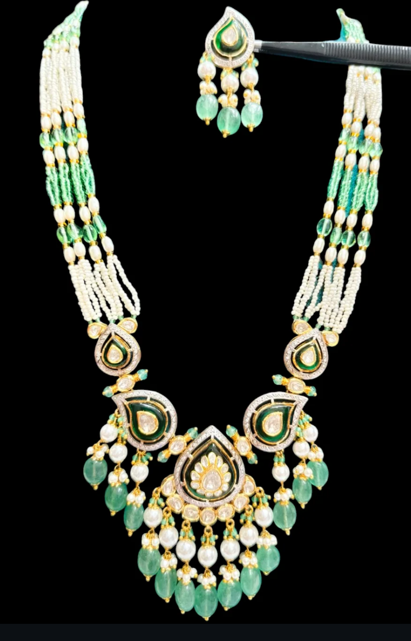 long beads polki line