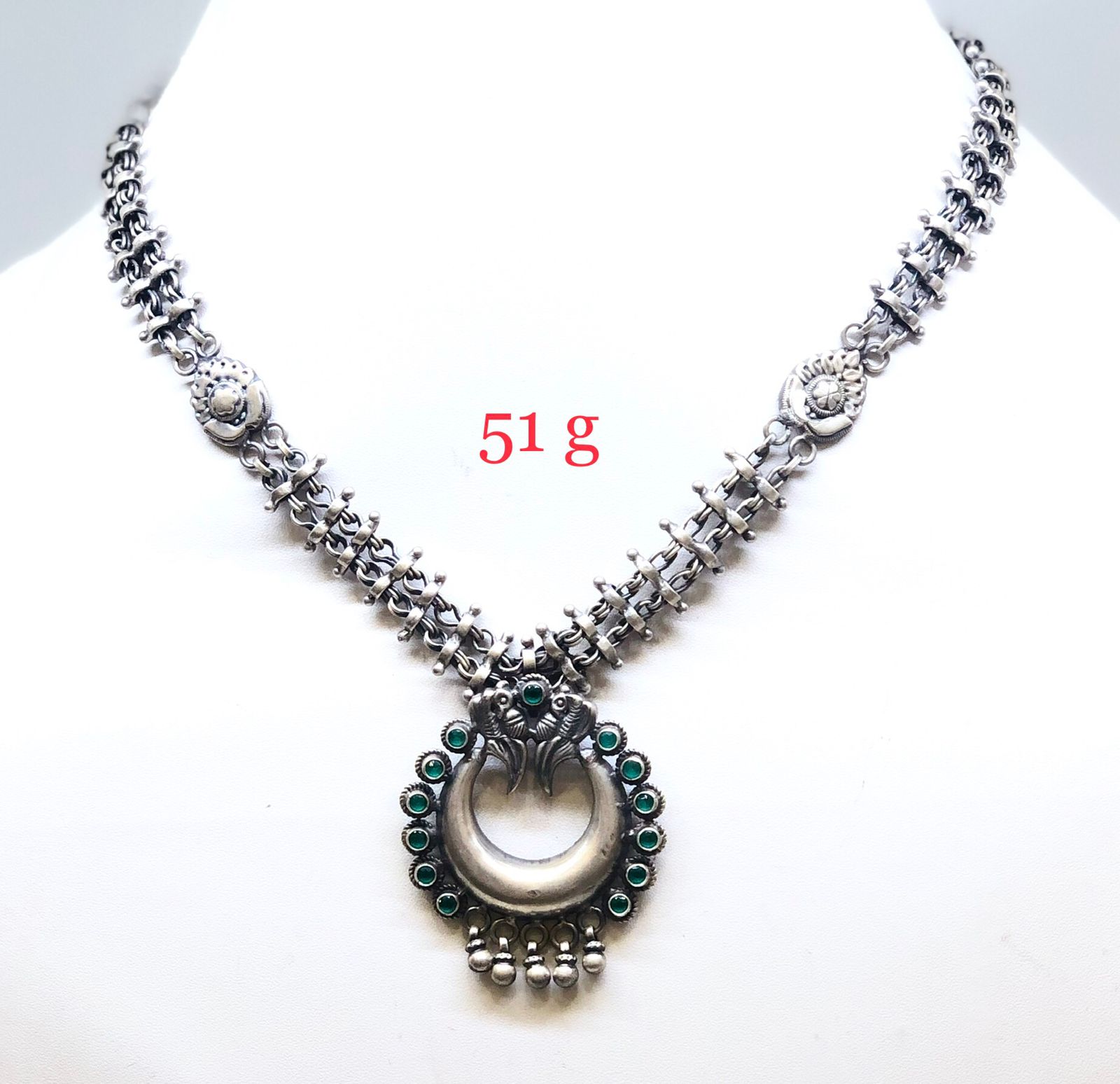 silver plain chian pendent neckless