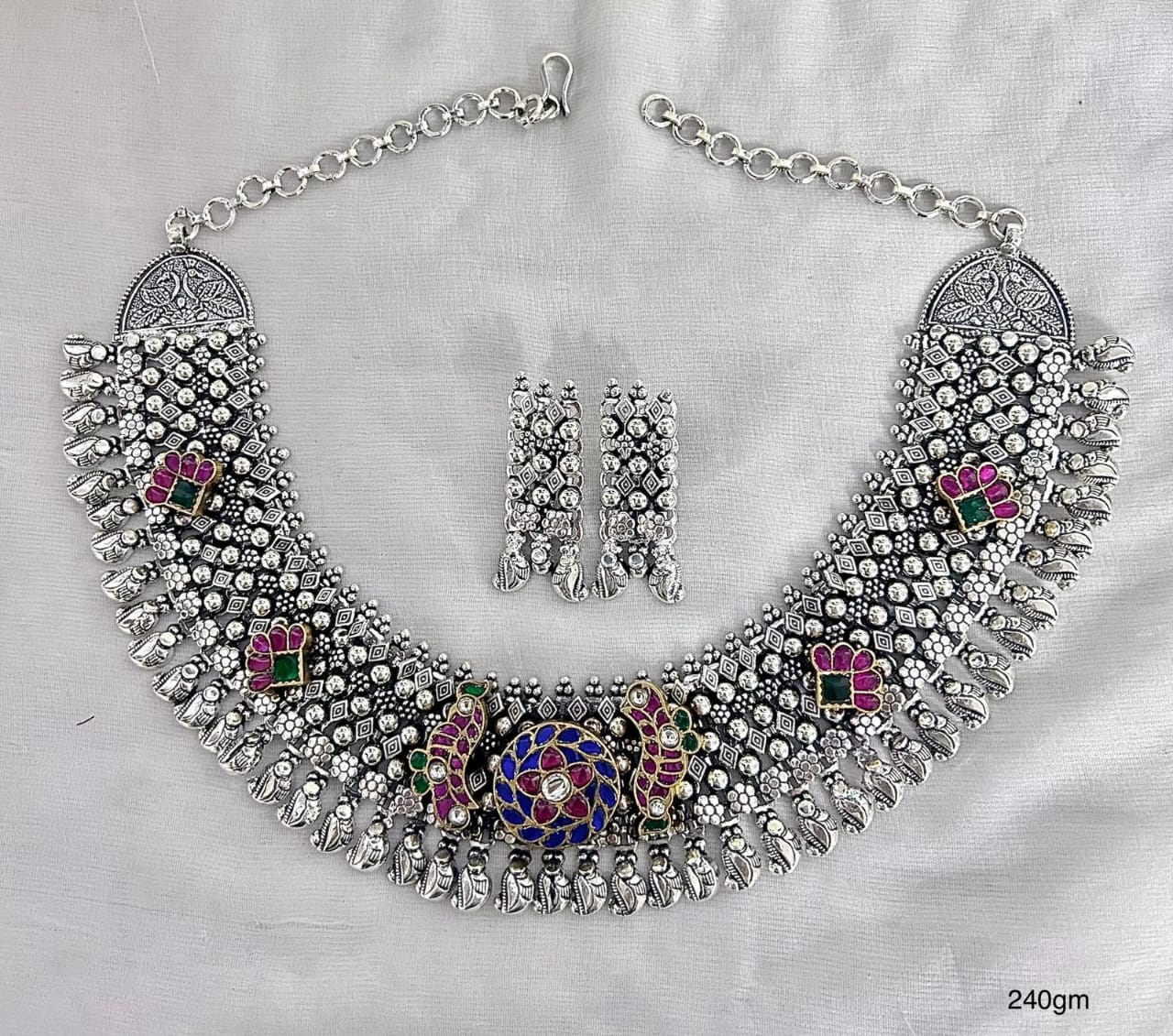 jadau silver neckless