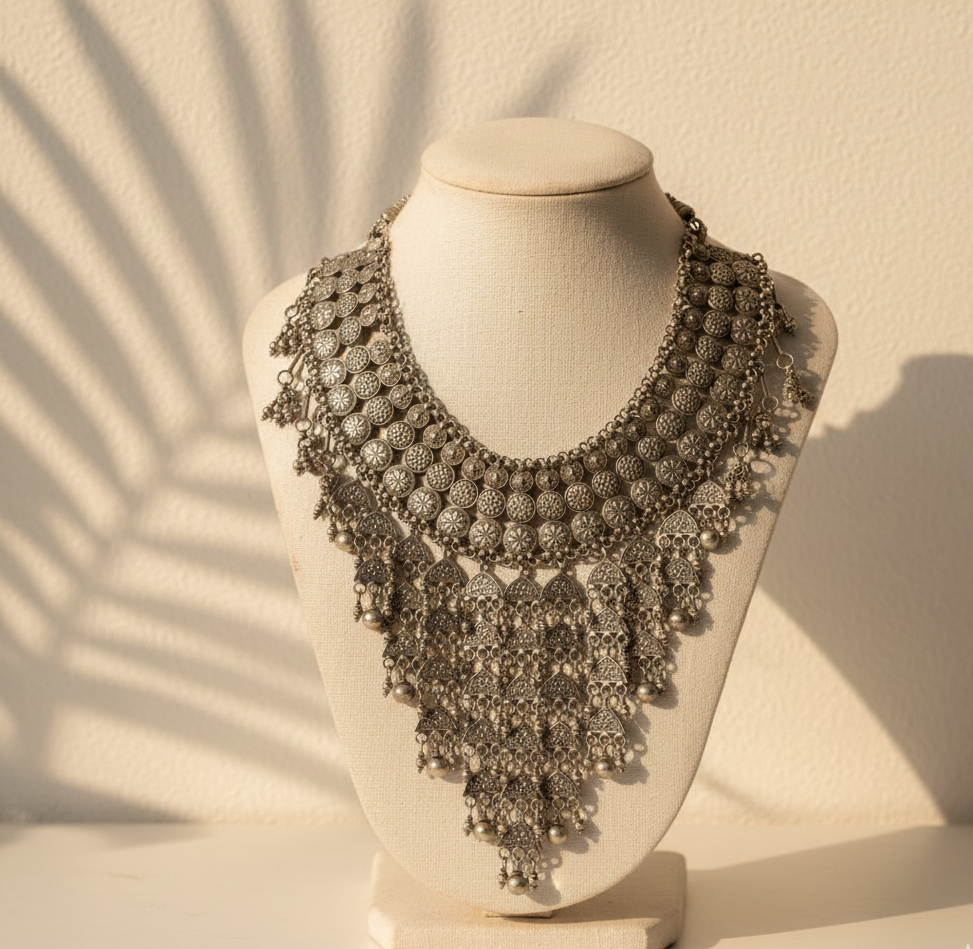 silver heavy bridal neckless